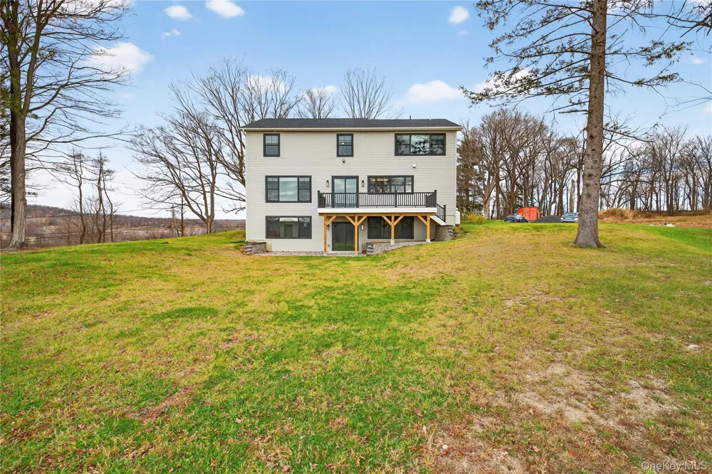 2 Lakeside Court Westtown, NY 10998