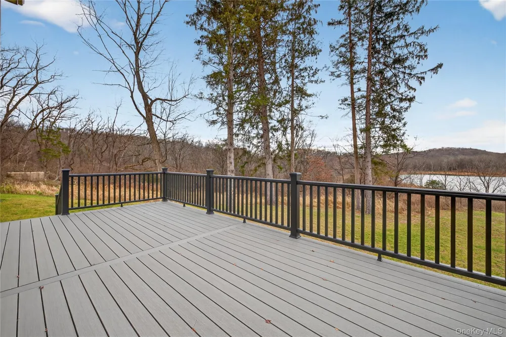 2 Lakeside Court Westtown, NY 10998