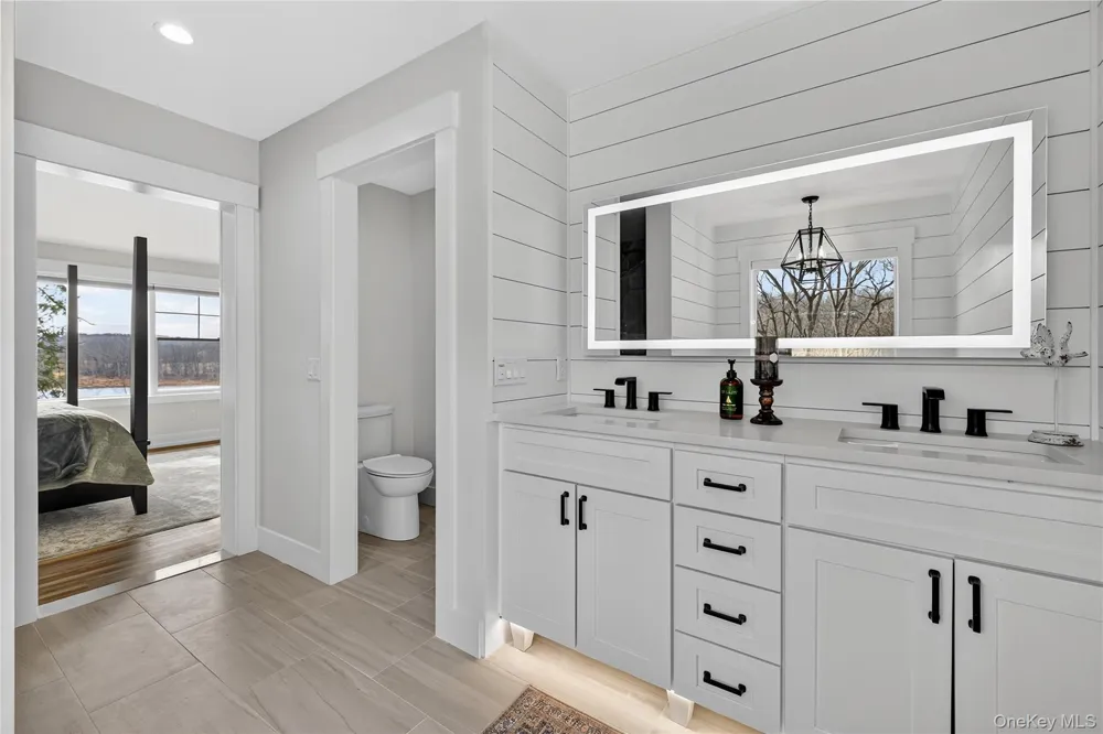 2 Lakeside Court Westtown, NY 10998