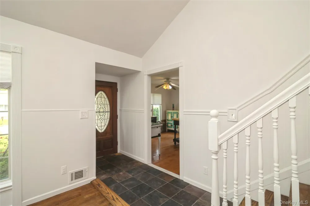 12 Larry Road Selden, NY 11784
