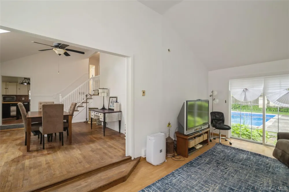 12 Larry Road Selden, NY 11784