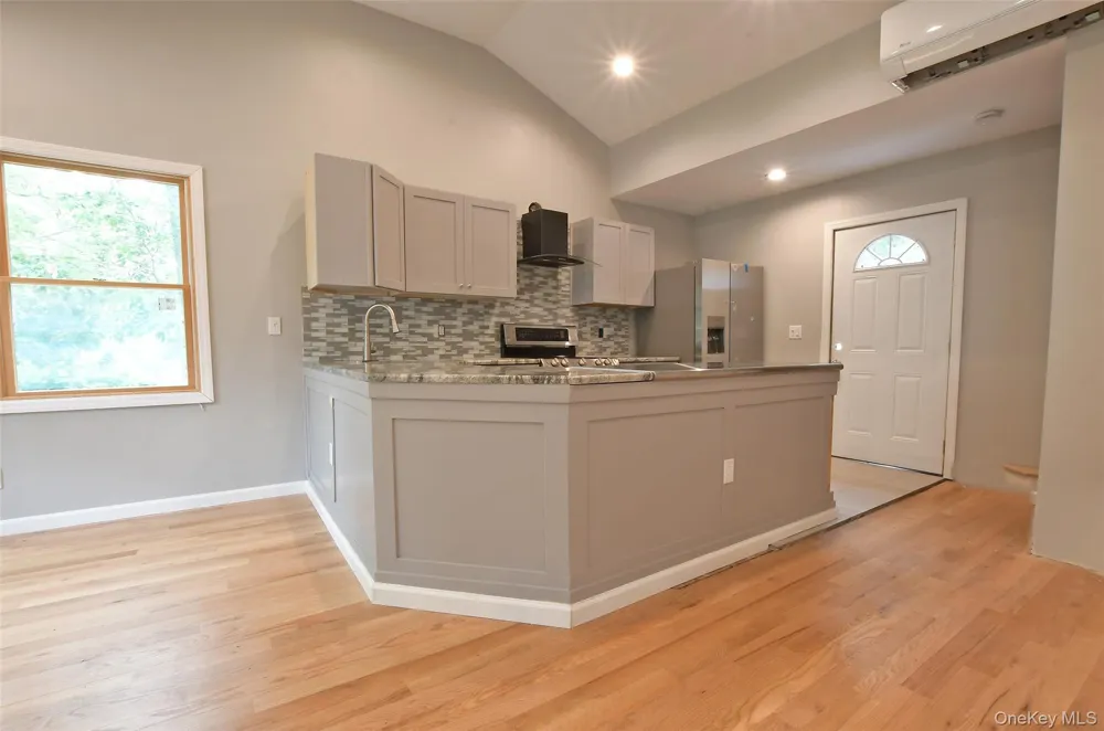 6 Southold Road Sound Beach, NY 11789
