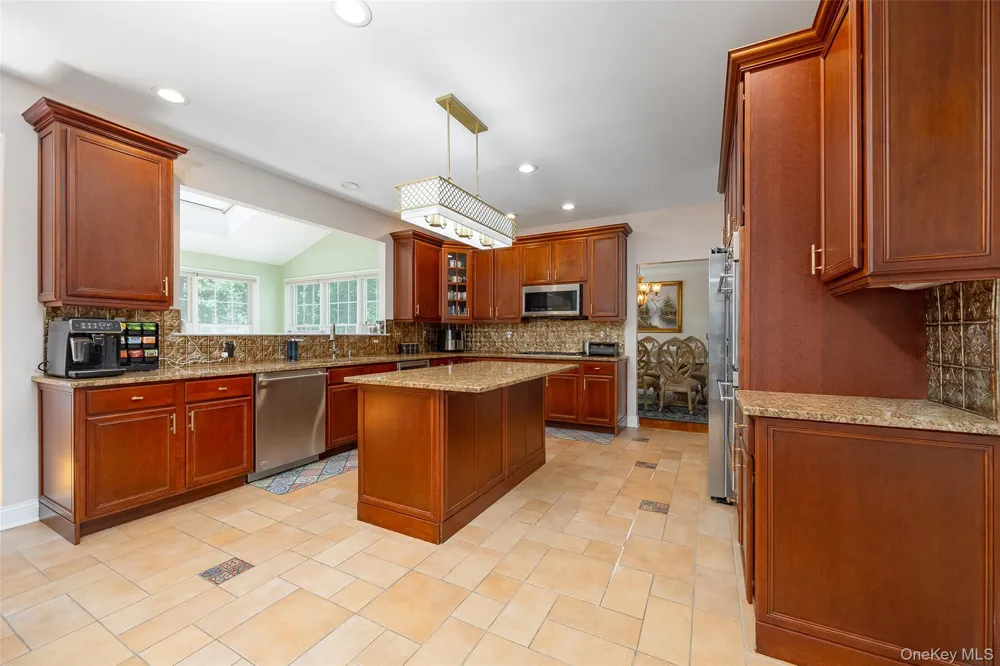 Address Not Shown Wappingers Falls, NY 12590