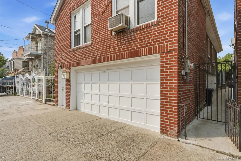 953 E 227th Street Bronx, NY 10466
