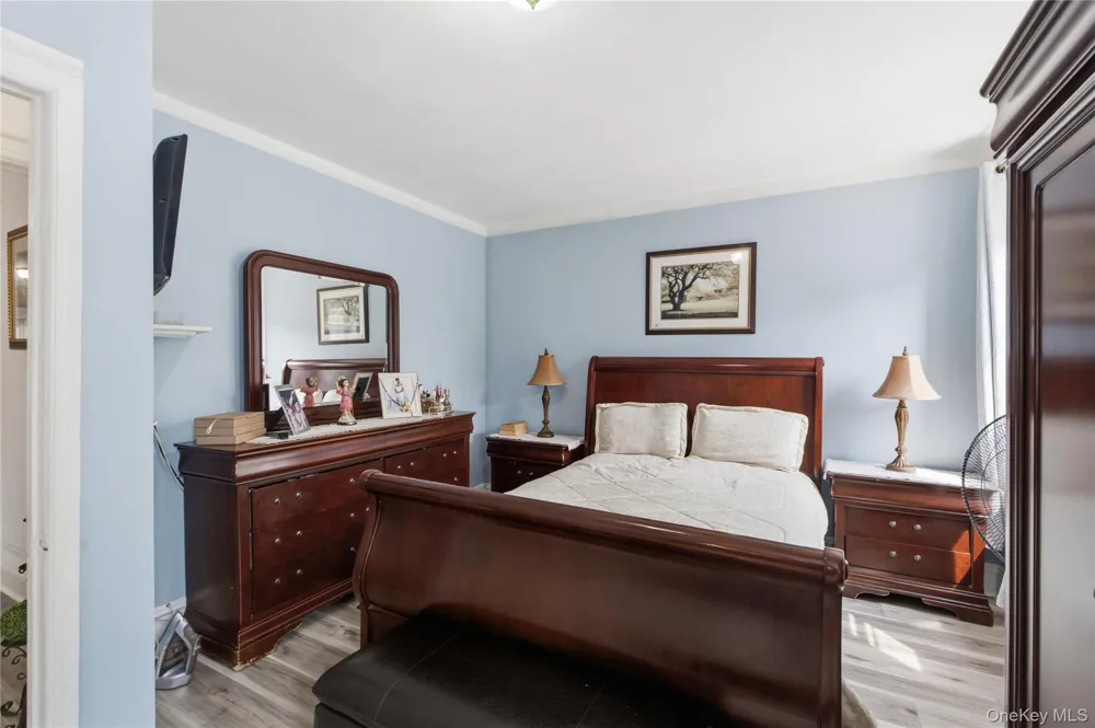 953 E 227th Street Bronx, NY 10466