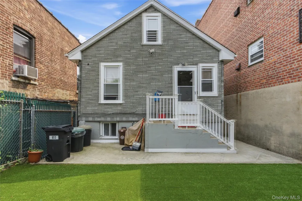 953 E 227th Street Bronx, NY 10466