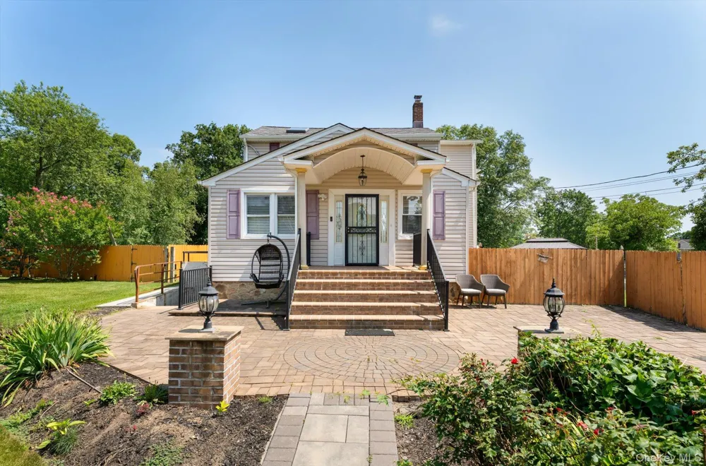 70 Massachusetts Avenue Bay Shore, NY 11706