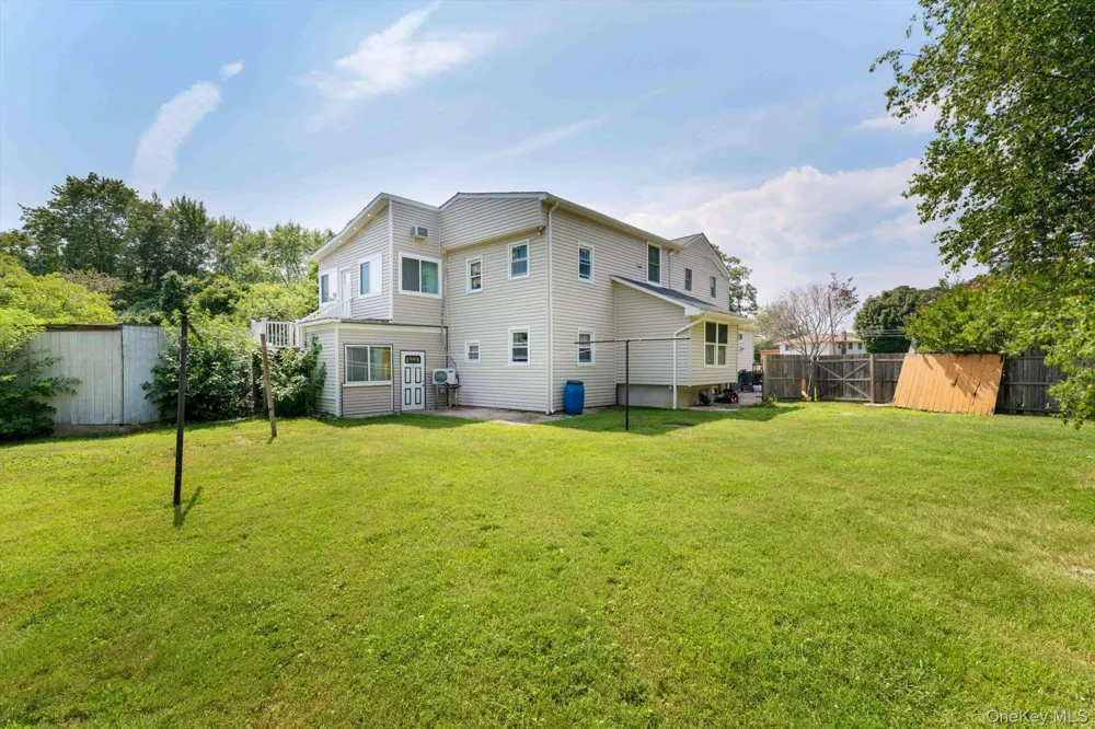 70 Massachusetts Avenue Bay Shore, NY 11706