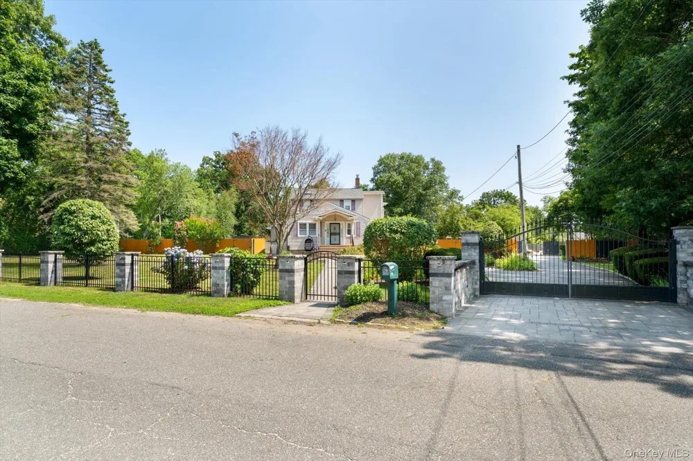 70 Massachusetts Avenue Bay Shore, NY 11706
