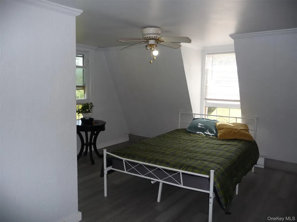 971 Us Route 209 #unit B Cuddebackville, NY 12729