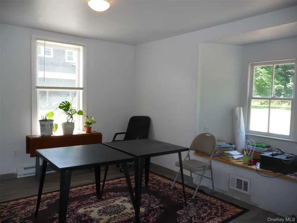 971 Us Route 209 #unit B Cuddebackville, NY 12729