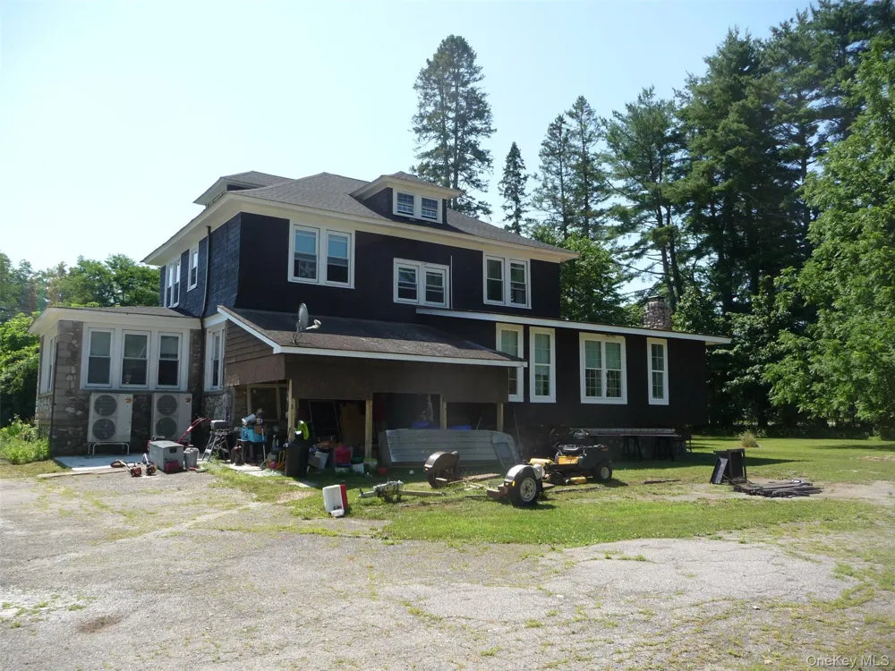 971 Us Route 209 #unit B Cuddebackville, NY 12729