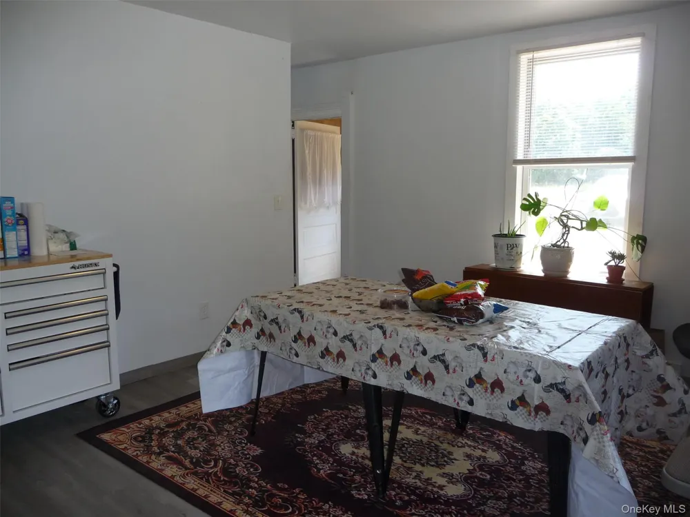 971 Us Route 209 #unit B Cuddebackville, NY 12729