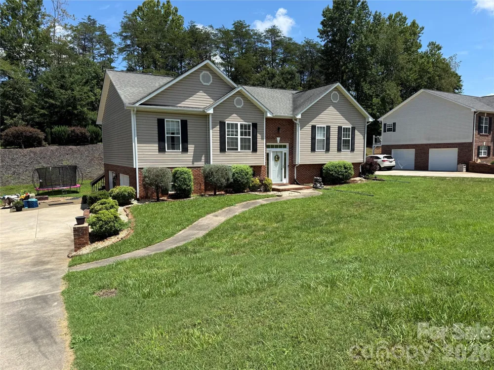 97 Freshfield Drive Hudson, NC 28638