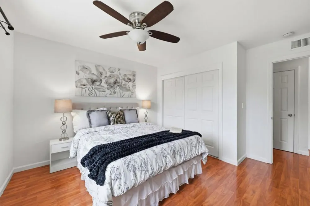 34709 Alvarado Niles Road #4 Union City, CA 94587