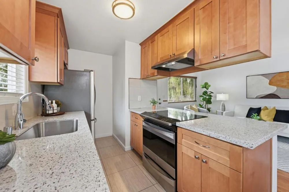 34709 Alvarado Niles Road #4 Union City, CA 94587