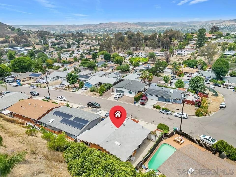 9237 Fanita Rancho Santee, CA 92071