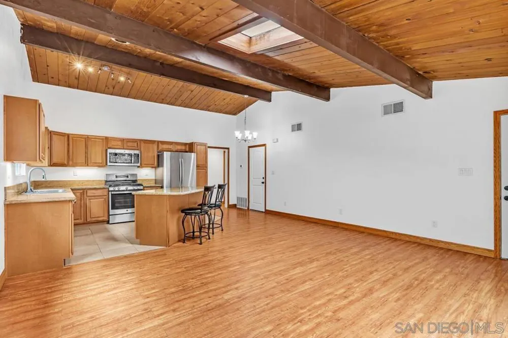 9237 Fanita Rancho Santee, CA 92071
