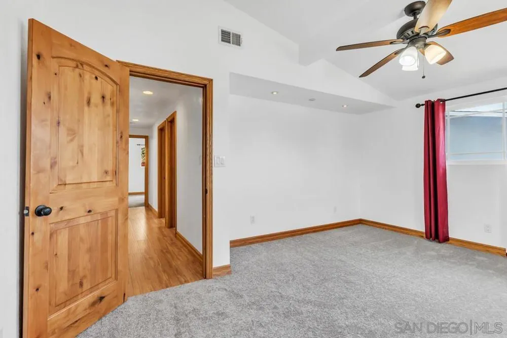 9237 Fanita Rancho Santee, CA 92071