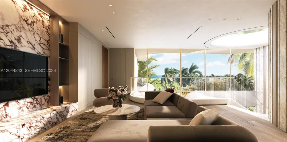 1224 S Venetian Way Miami, FL 33139