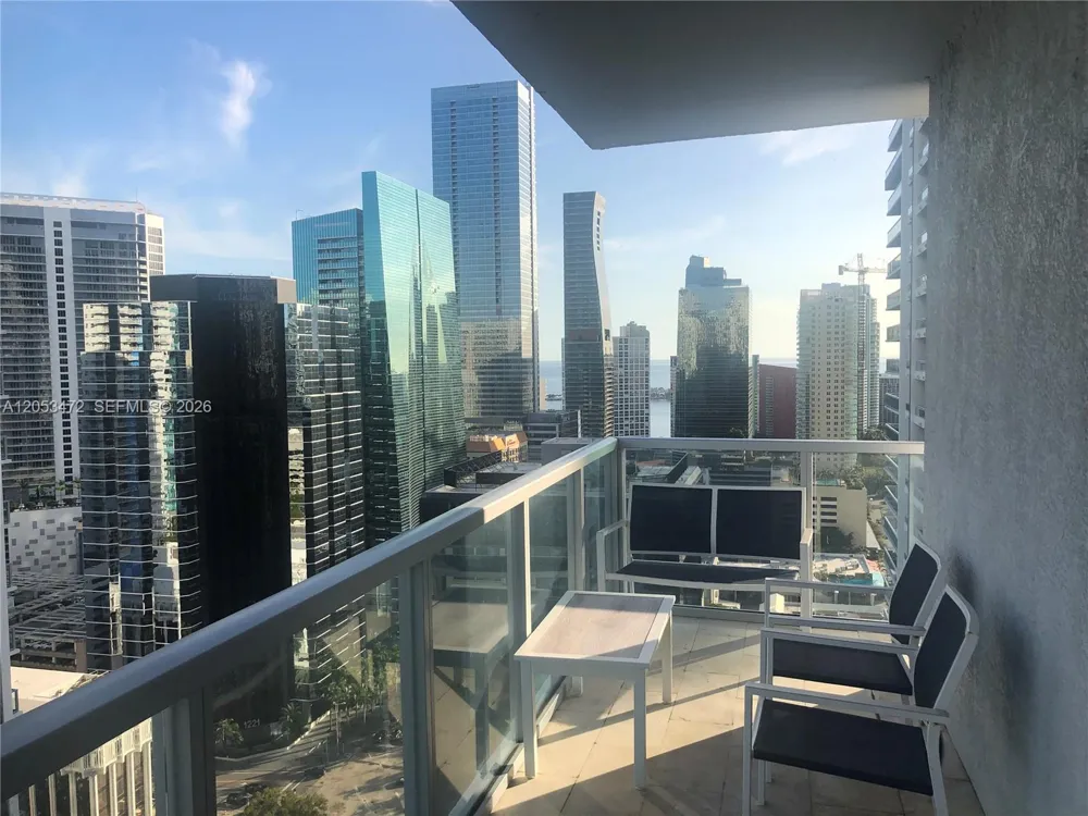 1050 Brickell Ave #2910 Miami, FL 33131