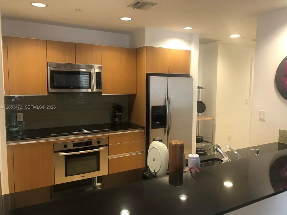 1050 Brickell Ave #2910 Miami, FL 33131