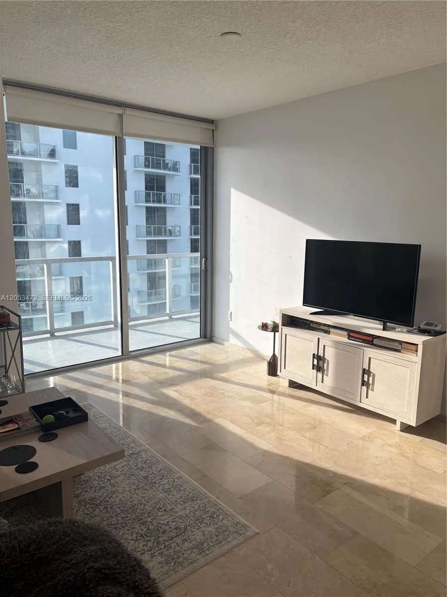 1050 Brickell Ave #2910 Miami, FL 33131
