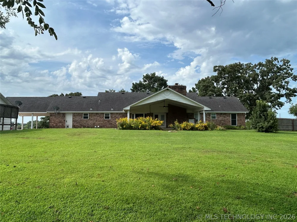 466774 E 1070 ROAD Sallisaw, OK 74955