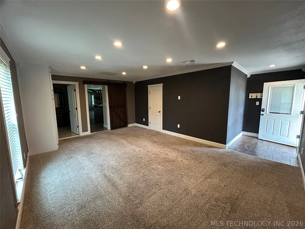 466774 E 1070 ROAD Sallisaw, OK 74955