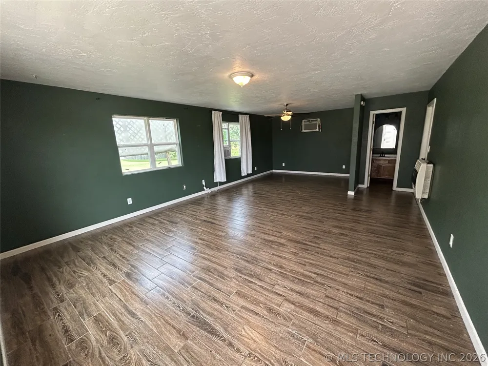 466774 E 1070 ROAD Sallisaw, OK 74955