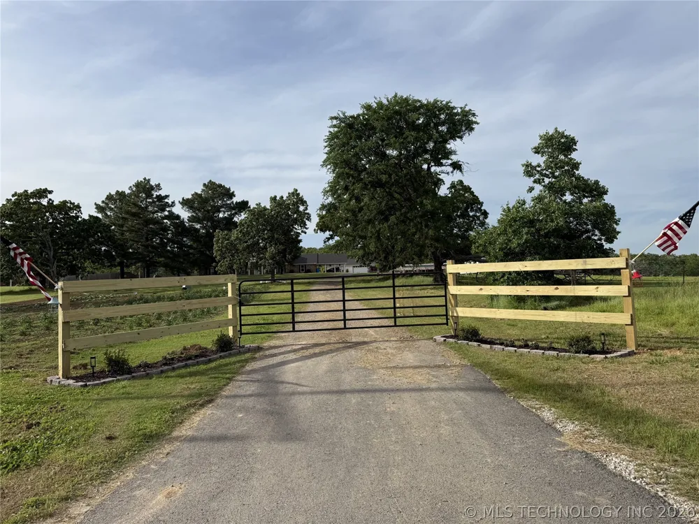 466774 E 1070 ROAD Sallisaw, OK 74955