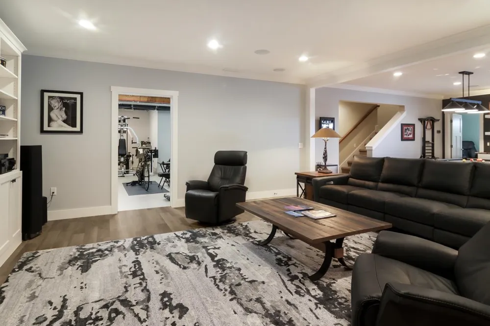 2755 Shore Wood Drive Peninsula Township, MI 49686