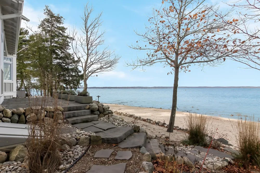 2755 Shore Wood Drive Peninsula Township, MI 49686