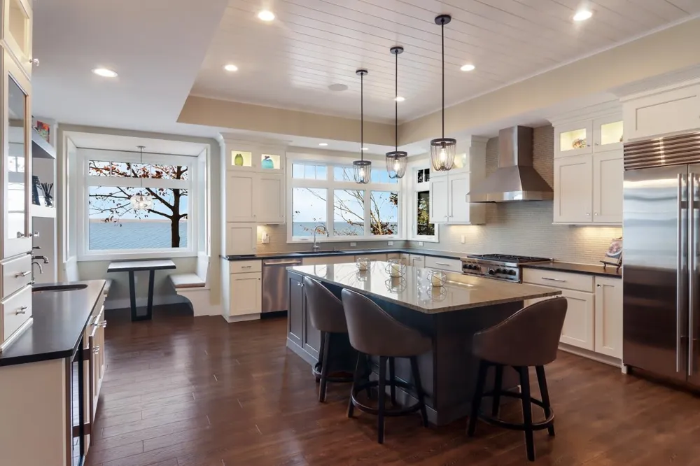 2755 Shore Wood Drive Peninsula Township, MI 49686