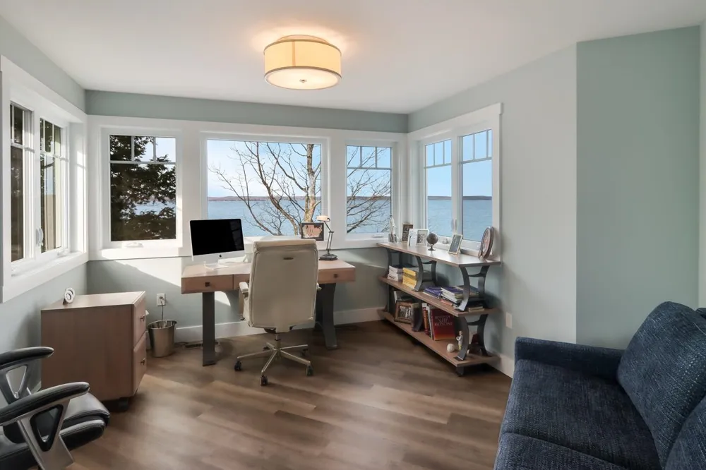 2755 Shore Wood Drive Peninsula Township, MI 49686