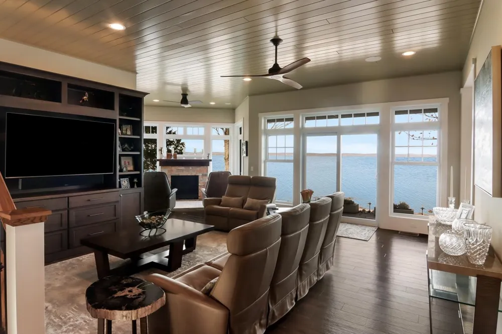2755 Shore Wood Drive Peninsula Township, MI 49686