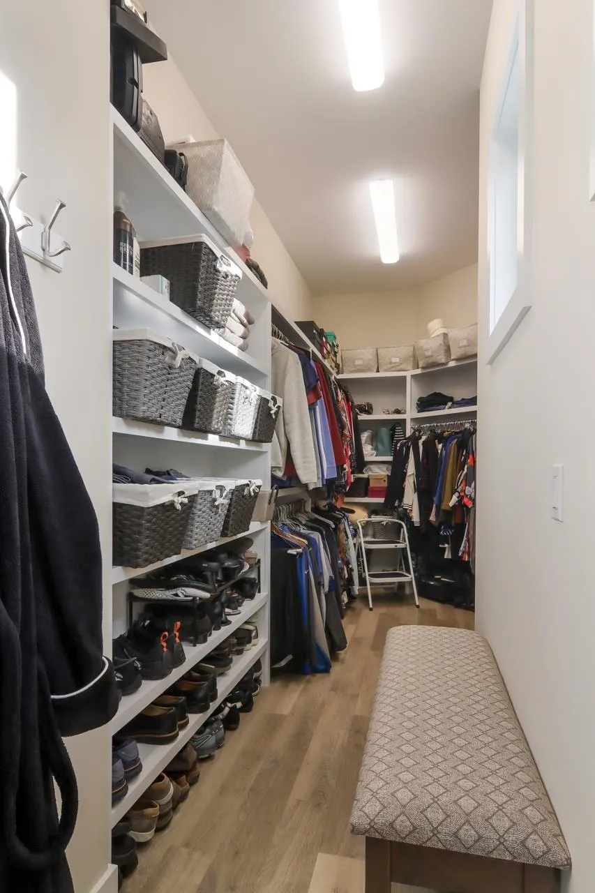 2755 Shore Wood Drive Peninsula Township, MI 49686