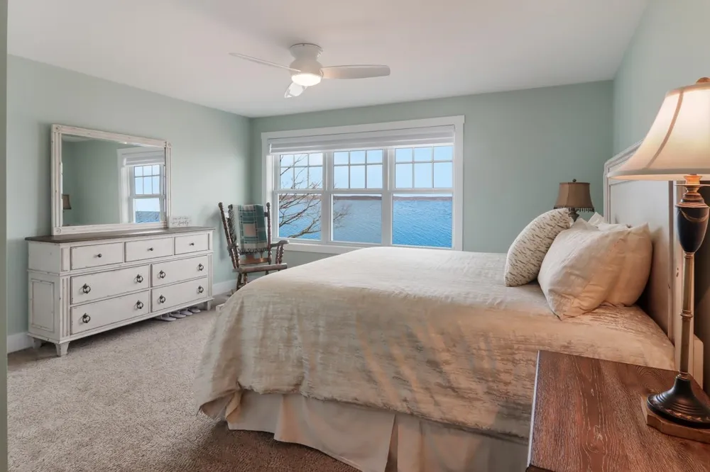 2755 Shore Wood Drive Peninsula Township, MI 49686