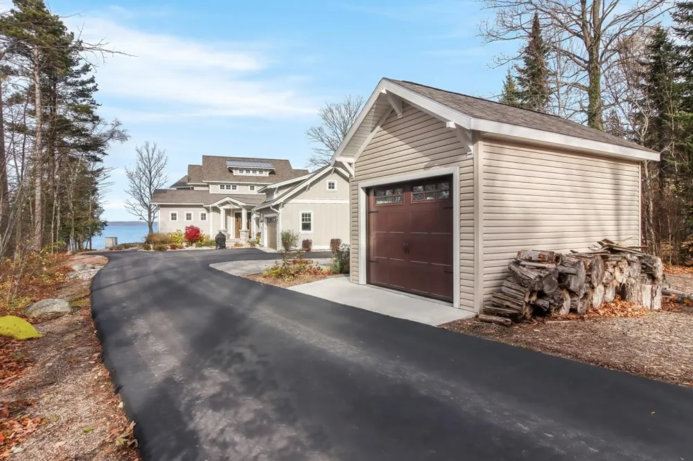2755 Shore Wood Drive Peninsula Township, MI 49686