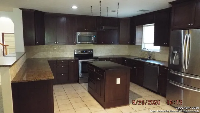 204 CINNABAR TRAIL Cibolo, TX 78108