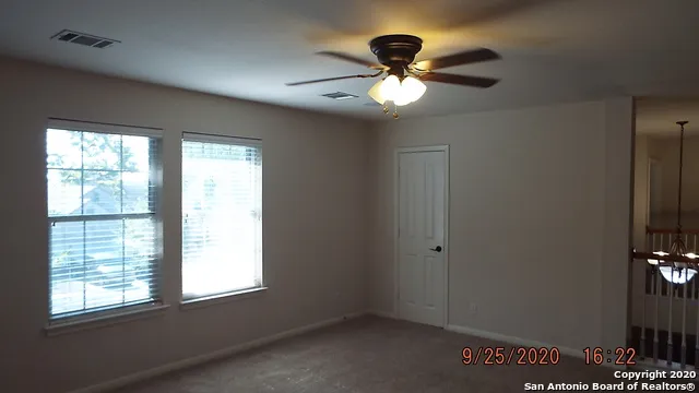 204 CINNABAR TRAIL Cibolo, TX 78108