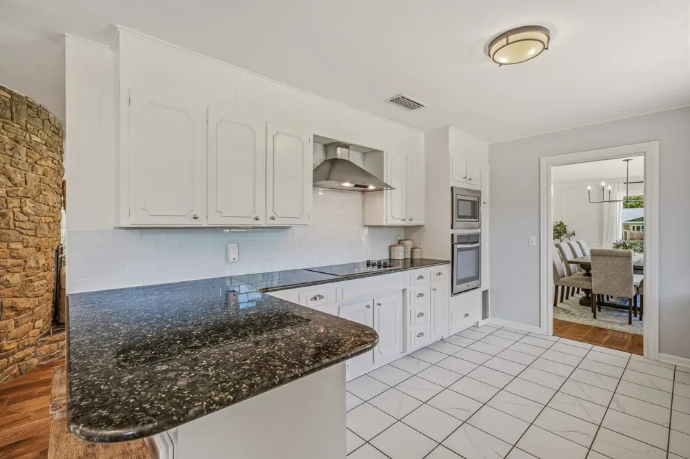 1423 Oak Hills Drive Graham, TX 76450