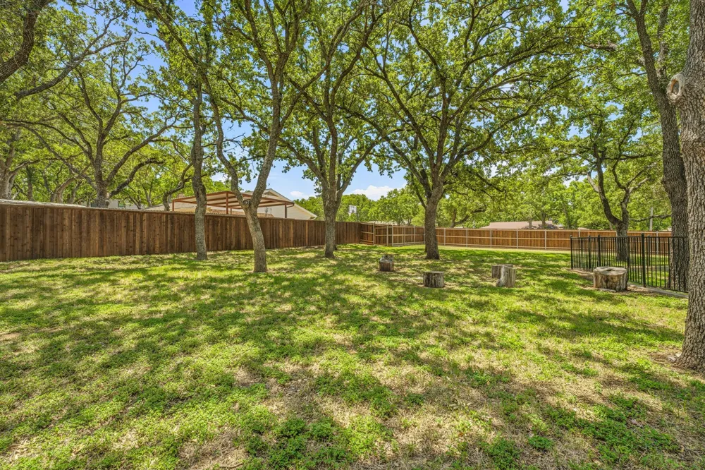 1423 Oak Hills Drive Graham, TX 76450