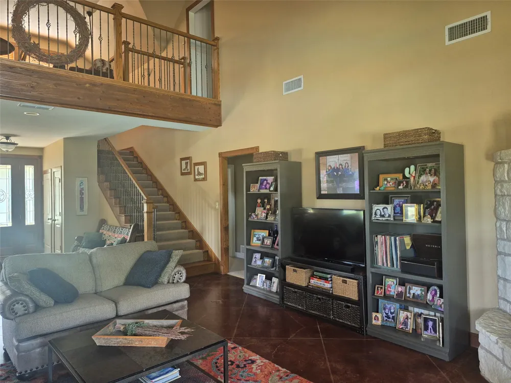 3851 County Road 156 Road Bluff Dale, TX 76433