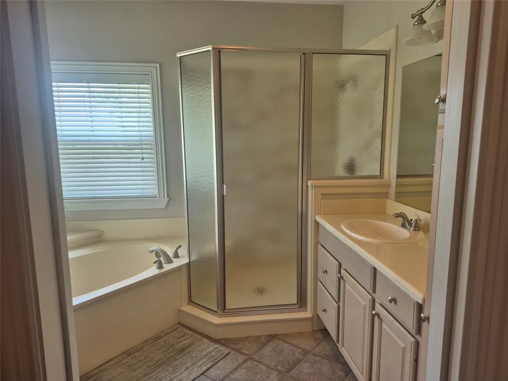 3851 County Road 156 Road Bluff Dale, TX 76433