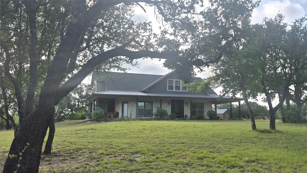 3851 County Road 156 Road Bluff Dale, TX 76433