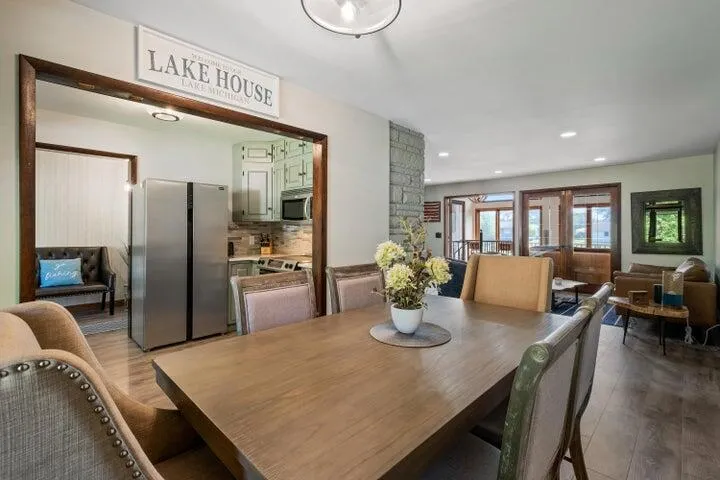 17882 Channel View Drive Spring Lake, MI 49456
