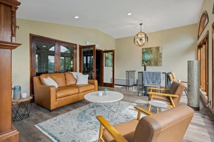 17882 Channel View Drive Spring Lake, MI 49456