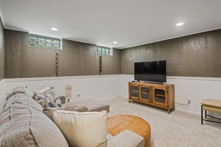 17882 Channel View Drive Spring Lake, MI 49456