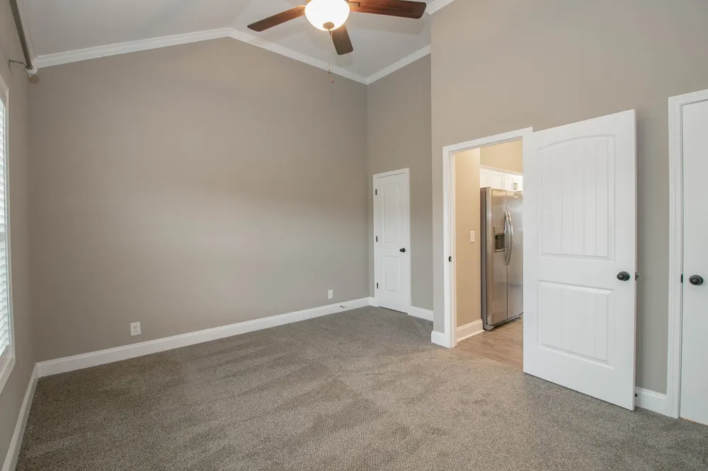180 Dundee Drive Clarksville, TN 37043